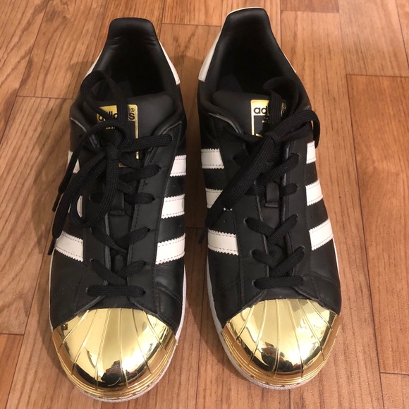 adidas Shoes - Adidas superstar shell top gold toe black white